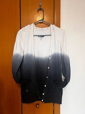 Fox White to Black Ombre Button-Up Hoodie Cardigan